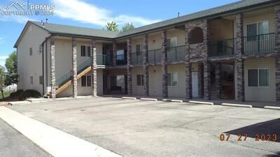 175 E Spruce Street Elizabeth, CO 80107